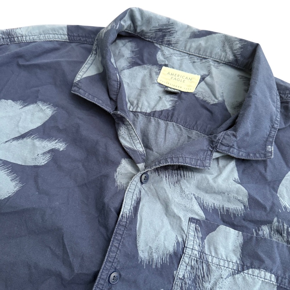 American Eagle Mens XL Navy Blue Floral Short Sleeve Button Down Shirt